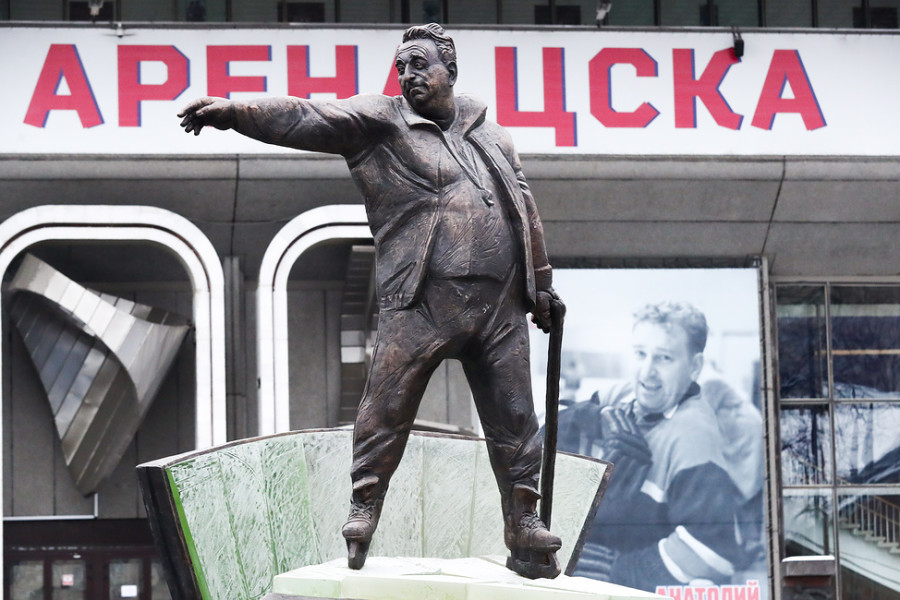 Памятник Анатолию Тарасову занял лучшее место