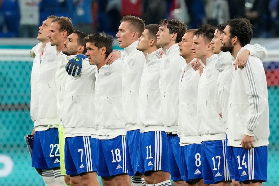«От гимна России мурашки бегут» - впечатления британцев от просмотра матча в Санкт-Петербурге