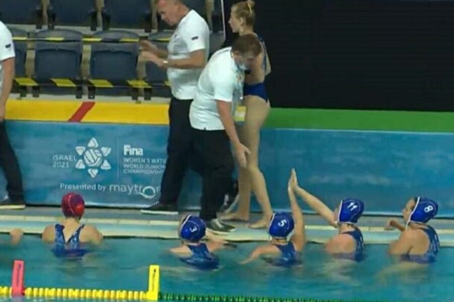 Женская молодежная сборная России по водному поло добилась оглушительный победы над сверстницами из Узбекистана
