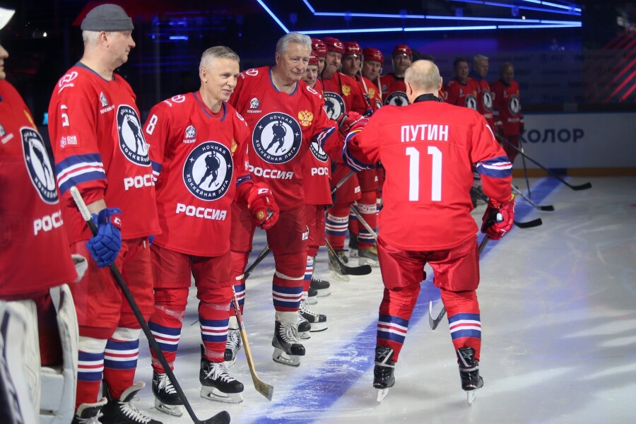 «Фарс в России» - мировые СМИ о голевой феерии в Ночной хоккейной лиге