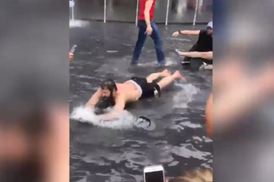 «Хорошая техника!» - на купание Овечкина в фонтане обратила внимание чемпионка ОИ