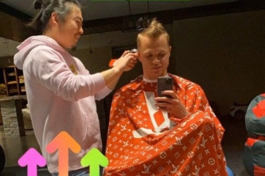 Дмитрий Тарасов сходил в парикмахерскую с международным скандалом
