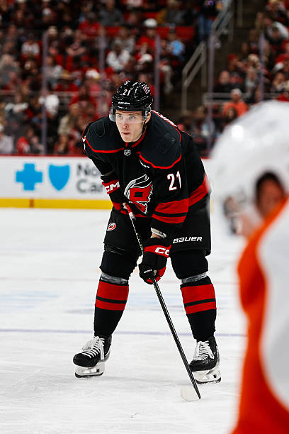 Image: https://inoprosport.ru/images/14/93/14932f736df421f99598bf79948c9b2a.jpeg