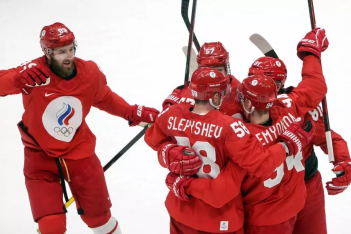 «Россия способна значительно прибавить»: иностранцы на HFBoards после первого матча хоккеистов на ОИ