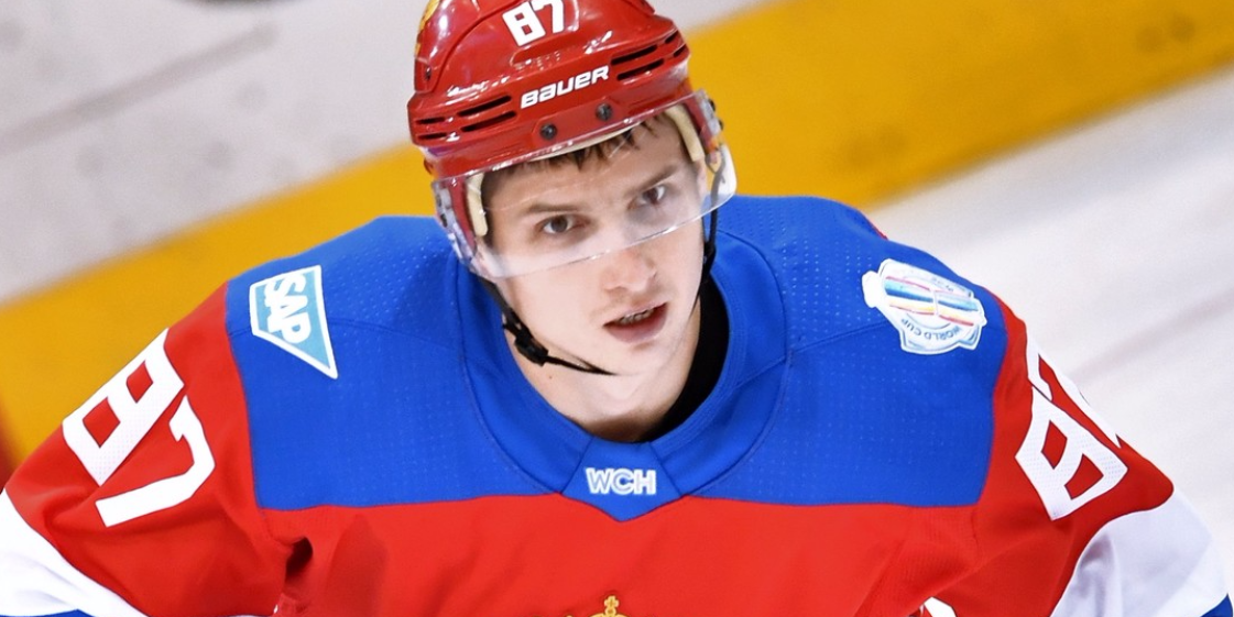 За россиянина Шипачёва боролось сразу несколько клубов НХЛ