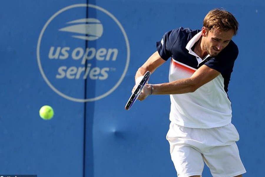 Ник Кирьос выиграл второй титул ATP в сезоне после победы в финале City Open над Даниилом Медведевым в Вашингтоне