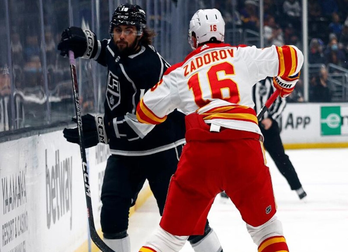 Командная нхл кангери флеймс. Обои нхл на айфон 14 калгари флеймс. Марченко коламбус. Лиас андерссон хоккеист лос анджелес. Калгари лос анджелес прямая трансляция.