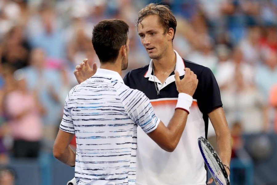 «Даниил в свои 23 года – это уникальный игрок» - иностранцы восхищаются Медведевым после победы над Джоковичем