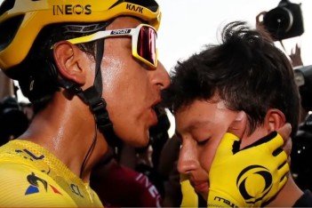 Триумф 22-летнего велогонщика из Колумбии поразил весь спортивный мир, такого никто не ожидал