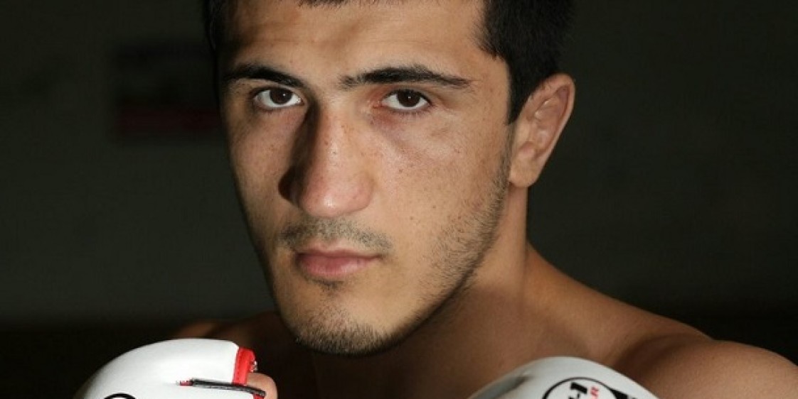 "MMA Junkie": Эмеев 21 октября дебютирует в UFC