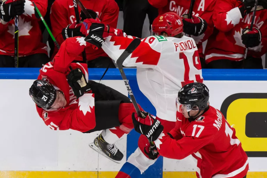 «Великолепно подходит именно для НХЛ» - канадский журналист о Подколзине после МЧМ