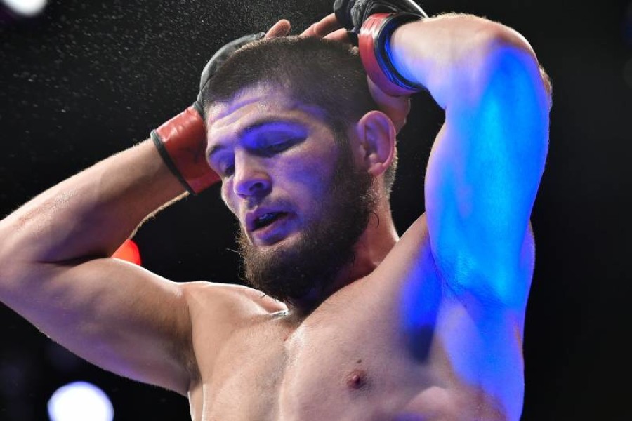 «Его бои смотрит пять человек, и все они – его родственники» - американцы усомнились в том, что Хабиб – самый высокооплачиваемый боец UFC