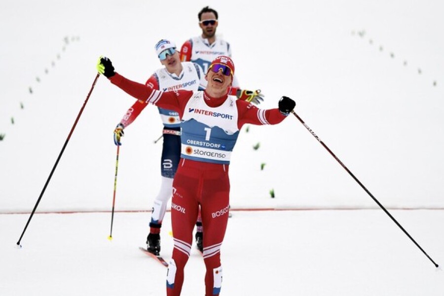 «Поставил Норвегию на место» - иностранцы о невероятной чемпионской гонке Большунова