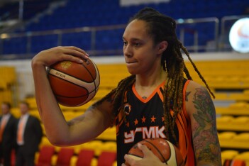 WP о задержанной в России баскетболистке Грайнер: есть опасение, что она стала пешкой в противостоянии стран
