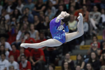 «Она тащила на себе команду на двух Олимпиадах» - зарубежные фанаты гимнастики о выступлении Мустафиной в Лондоне