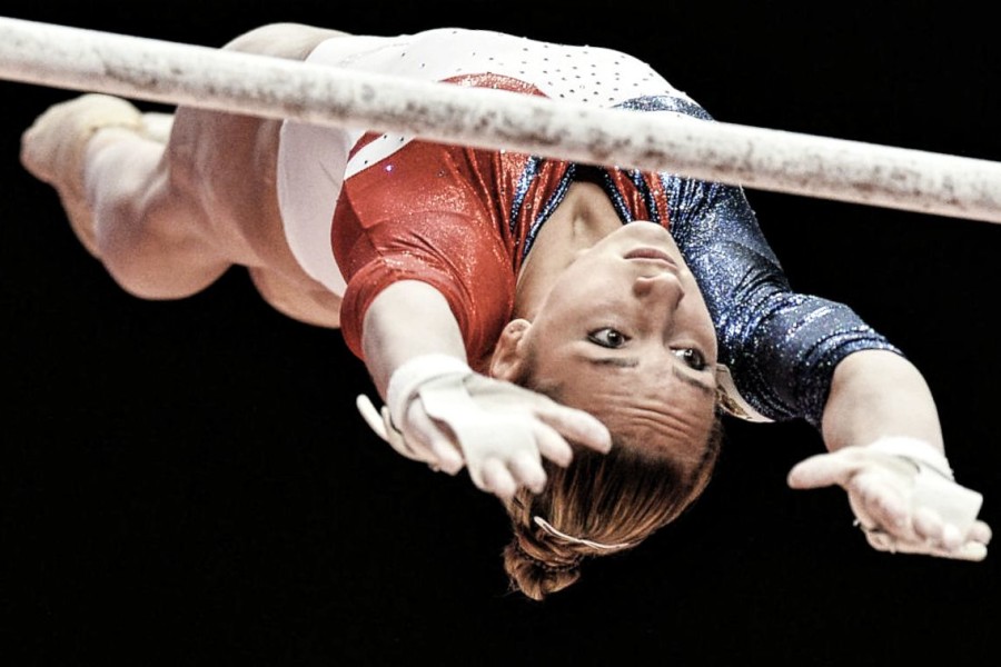 Номера, определившие десятилетие спортивной гимнастики - Виктория Комова. Молодость и надежды (#6)
