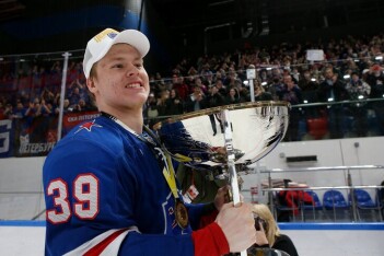 «Имеет шанс стать лучшим российским хоккеистом в истории!»: иностранцы в Twitter о Матвее Мичкове