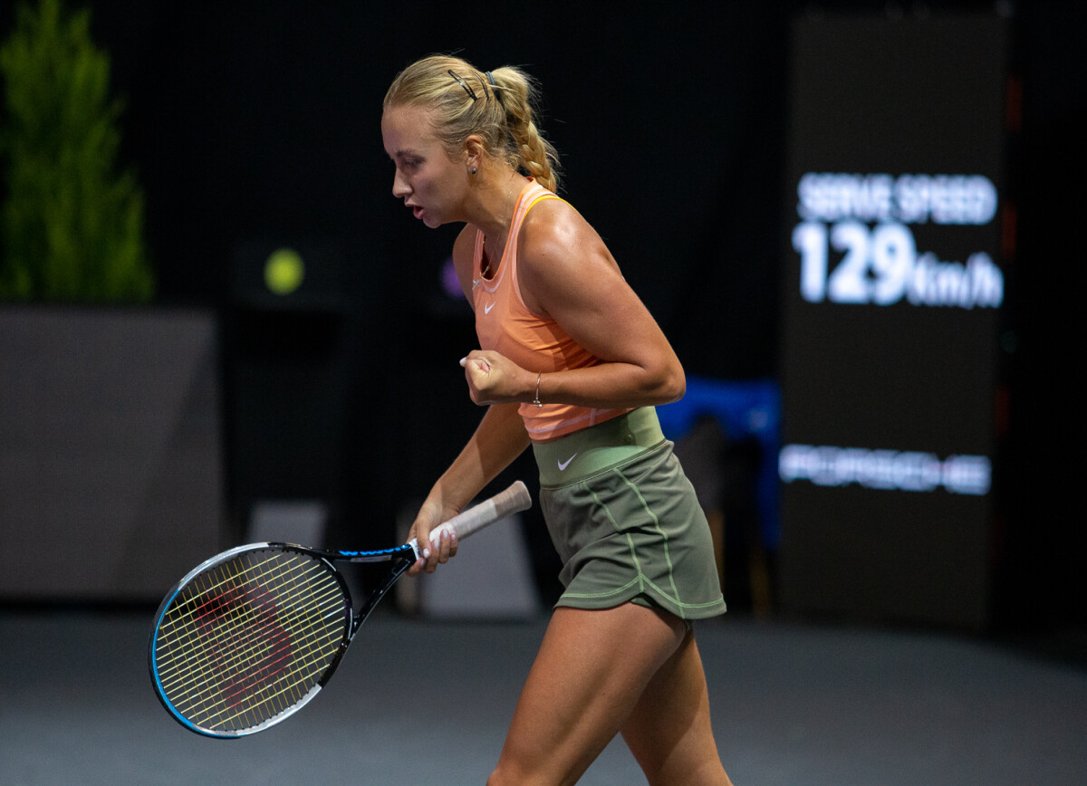 Анастасия Потапова обыграла швейцарку Голубич и пробилась в 1/4 финала турнира в Клуж-Напоке