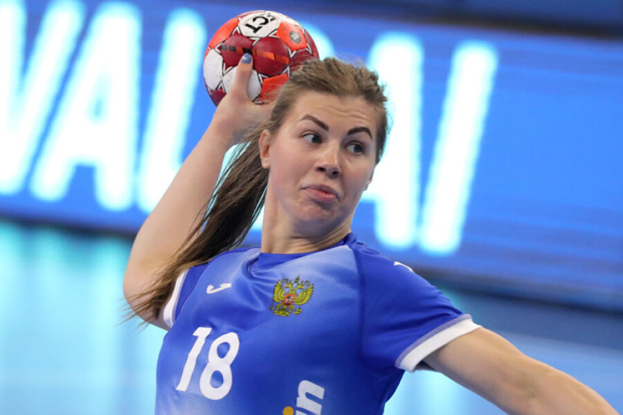 Женская сборная России по гандболу с победы стартовала в отборочном турнире к чемпионату Европы