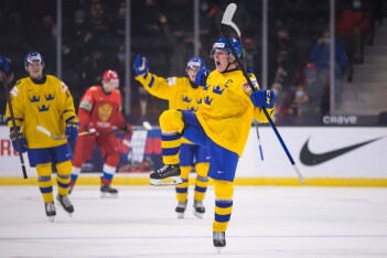 Реакции шведских пользователей Twitter на победу в хоккее: стоит надеяться, Россия станет последней