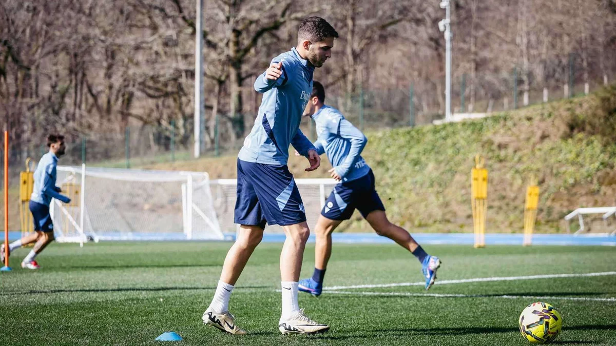 Image: https://inoprosport.ru/images/ca/d2/cad2e9b660054432cbc9be18a11b2264.webp