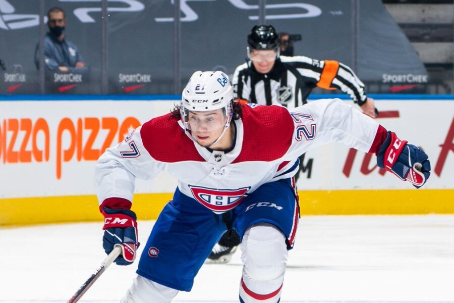 «Переполняют эмоции» - монреальские болельщики об эффектном старте Романова в НХЛ