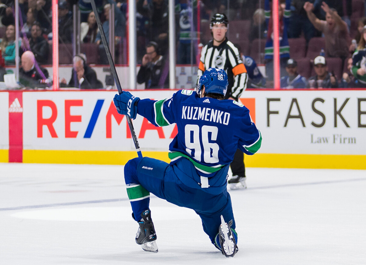 Канадцы о Кузьменко после хет-трика в матче с «Дакс»: становится в НХЛ тем, кем не стал Никита Гусев