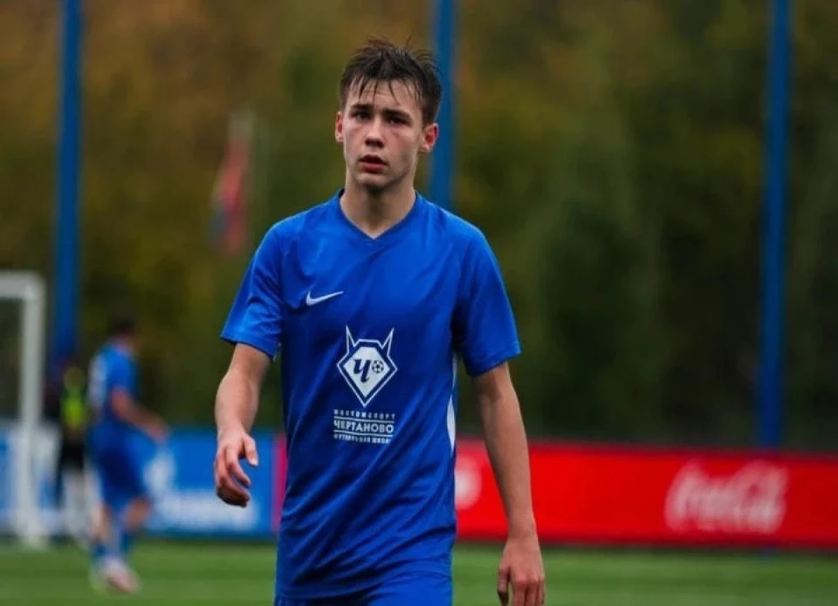 никифоров никита 2004 футболист. никита салтыков чертаново. максим палиенко футболист. палиенко максим акрон. никита першин чертаново.
