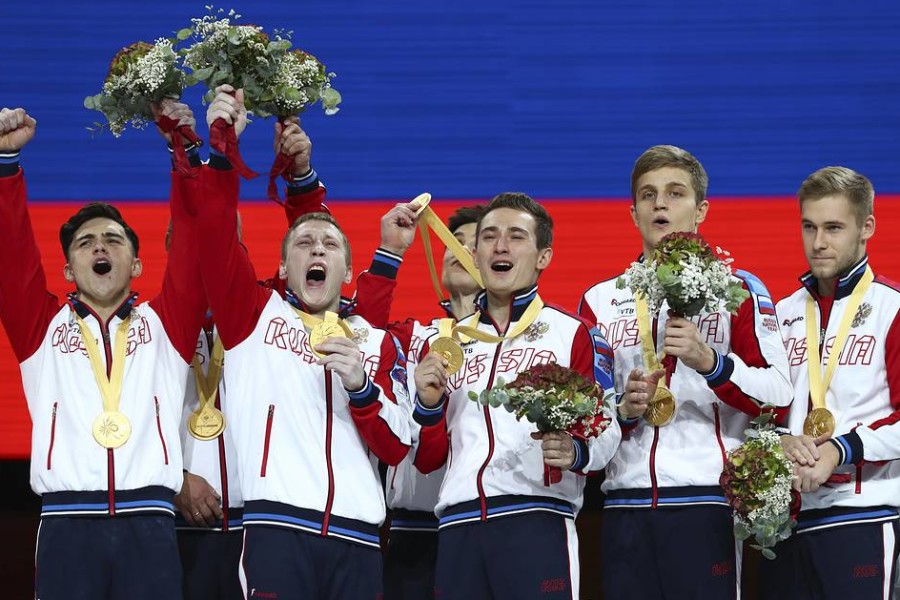 «Теперь готовьтесь, чтобы завоевать золото в Токио в следующем году!» - иностранцы об исторической победе российских гимнастов