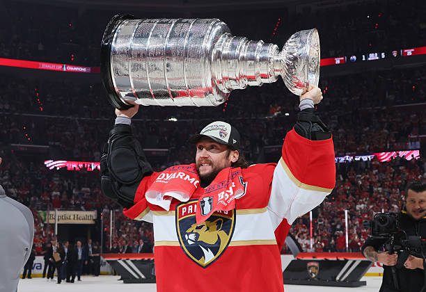 Image: https://inoprosport.ru/images/e7/06/e7067111afb691506124f6ae03228ebb.jpeg