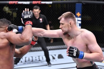Восходящая звезда против ветерана: MMA News рассказал, с кем встретится Волков на турнире UFC Fight Night в Лондоне