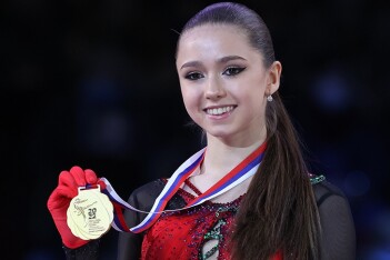 «Сокровище и драгоценность»: иностранцы в Reddit и Instagram оценили прозвище, придуманное для Валиевой китайцами в честь ее 16-летия