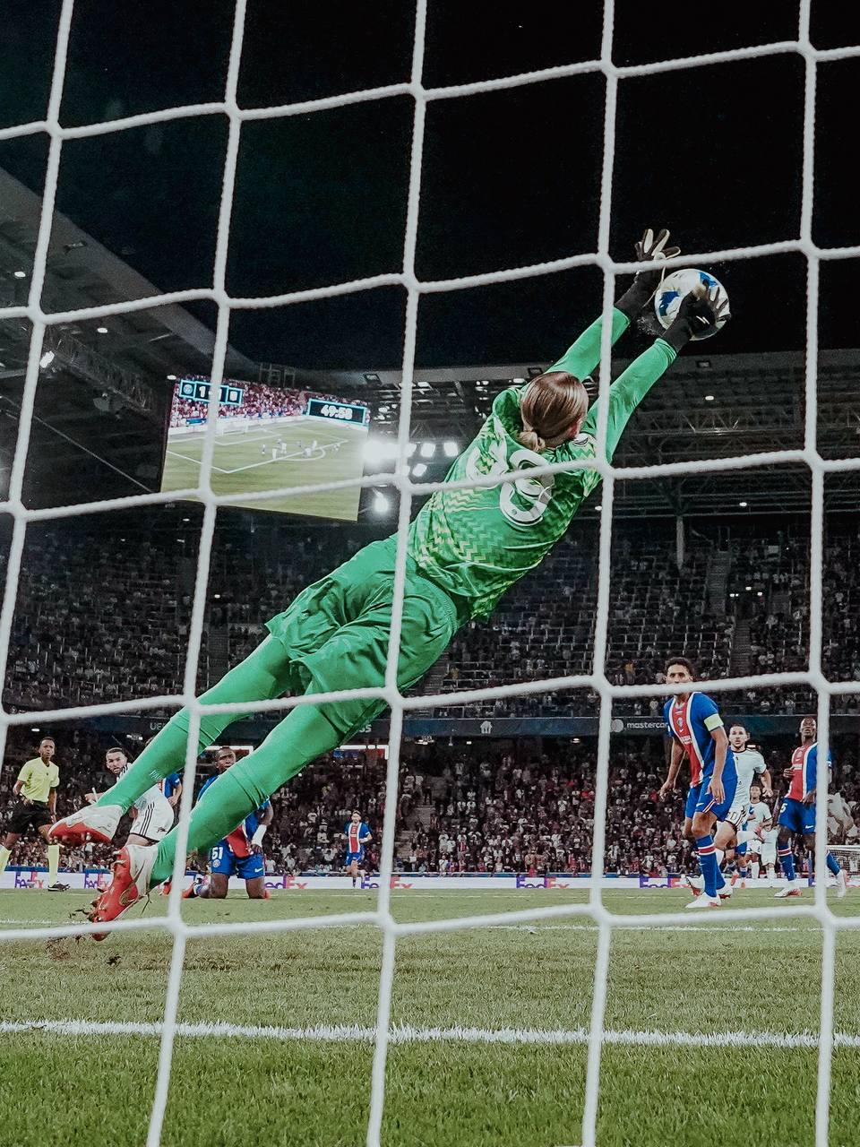 Image: https://inoprosport.ru/images/ed/32/ed328b4338d072062c3d1416c3e2b94a.jpeg