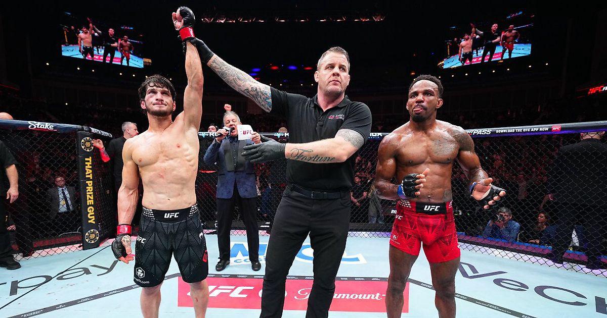 Image: https://inoprosport.ru/images/f2/51/f25108cf8aa111e7cd33f3a37c61c306.jpeg