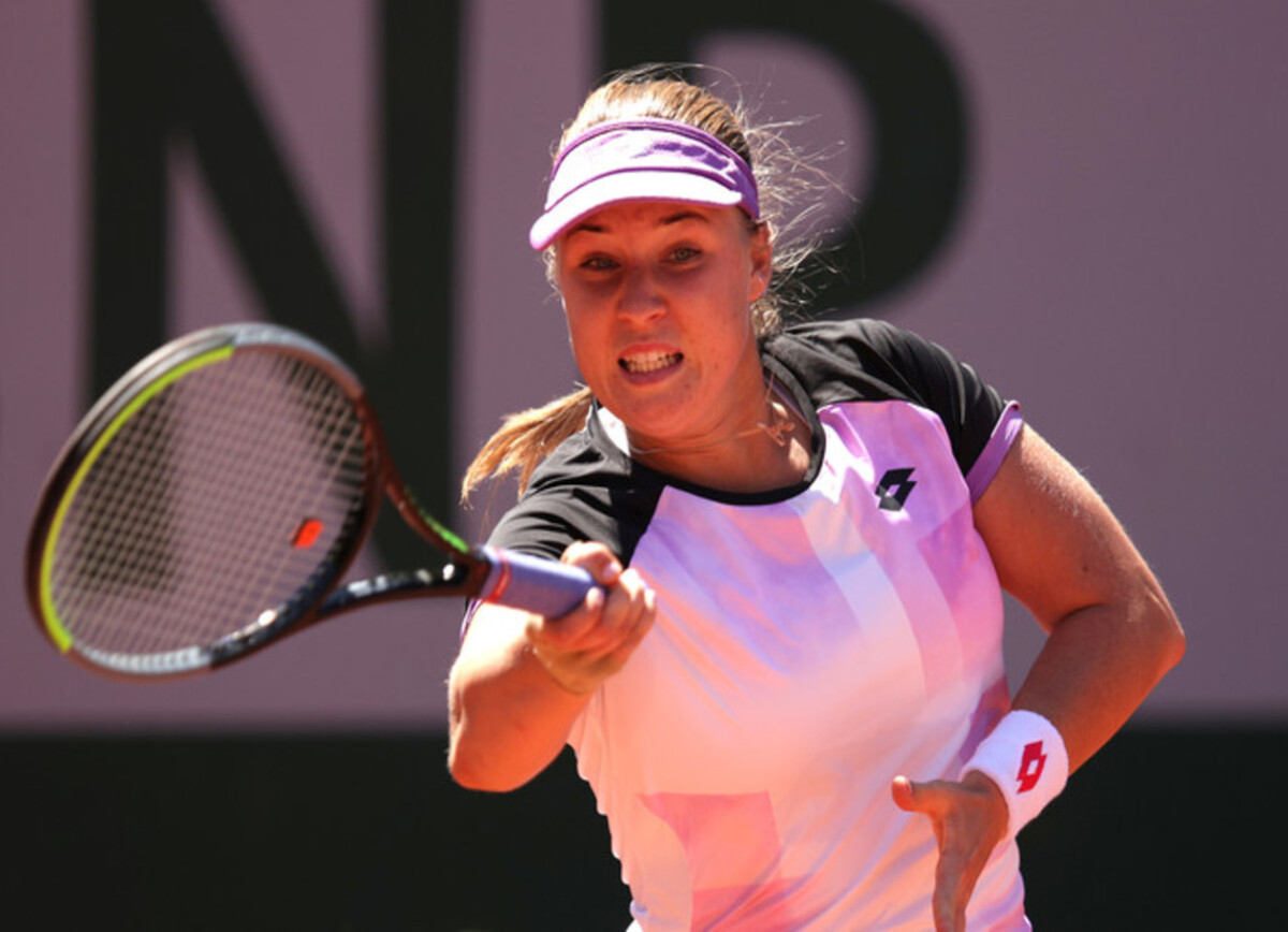 Анна Блинкова выбыла из Ostrava Open, проиграв в 1/16 финала американке Макнелли
