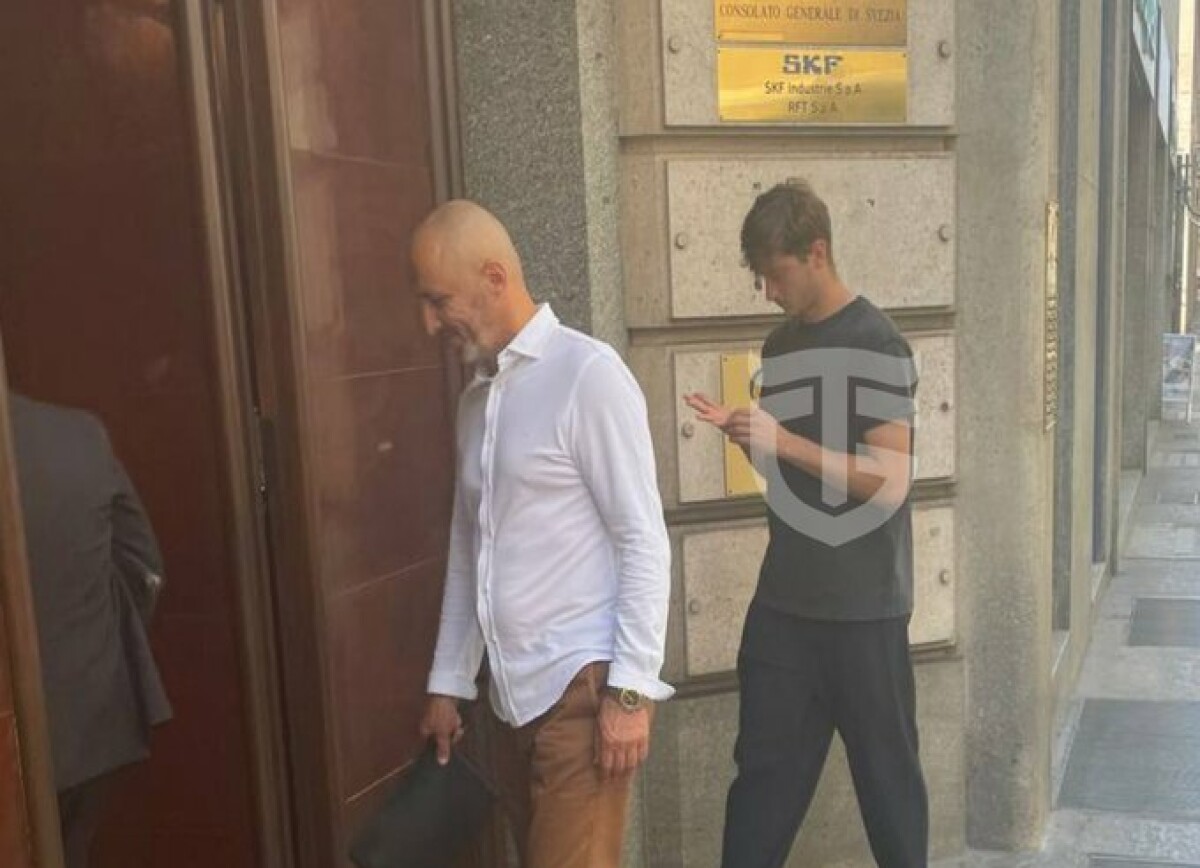 Миранчук прибыл в офис «Торино», чтобы подписать контракт с «гранатовыми»