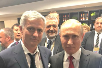 «Фотобомба!». Что иностранцы сказали про снимок Путина и Моуринью?