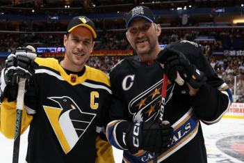 В США о вероятном финале противостояния Овечкина и Кросби: последний танец может быть вдвойне ярким