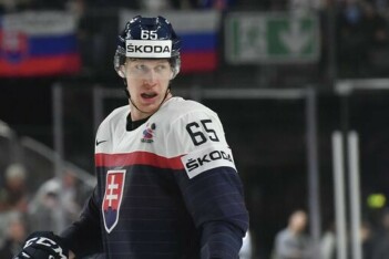 Чехи о похвалившем Россию словацком хоккеисте Чайковски: скоро сменит имя на Петр
