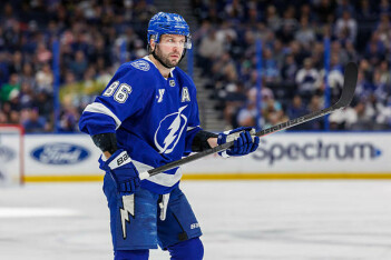 TSN (Канада): фаворитом гонки за «Арт Росс» остается Макдэвид, но Кучеров подпирает лидера