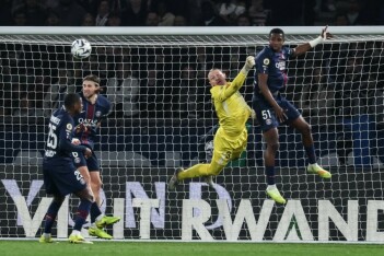 Иностранные фаны о конкуренции Сафонова и Шевалье в «ПСЖ»: россиянин сейчас лучше — просто факт